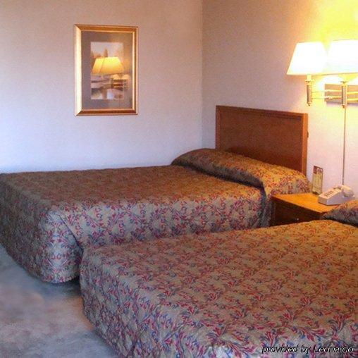 Rest Inn - Extended Stay, I-40 Airport, Wedding & Event Center Амарилло Номер фото