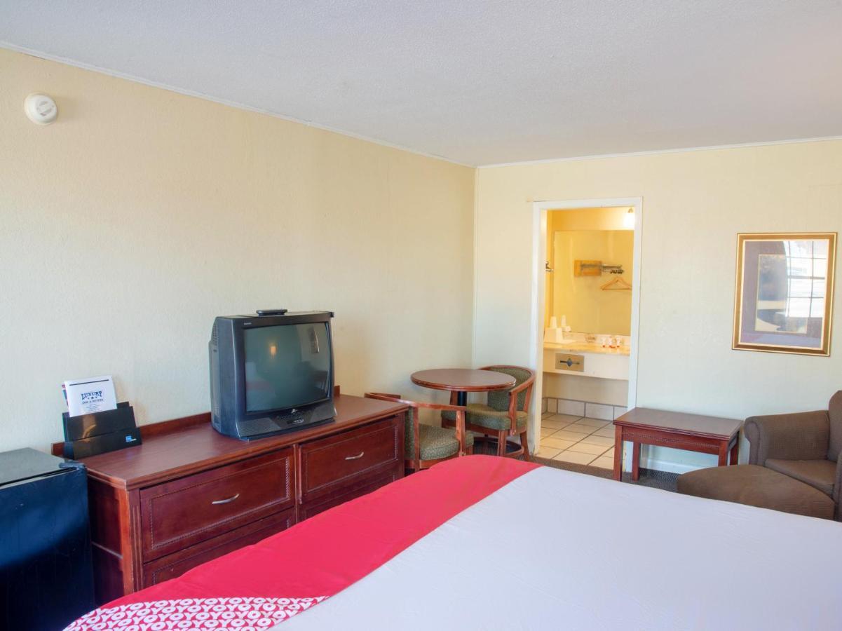 Rest Inn - Extended Stay, I-40 Airport, Wedding & Event Center Амарилло Экстерьер фото